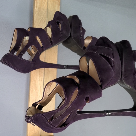 sz 7 purple strappy cut out peep toe platform heels pumps Qupid fabric heel zip - Picture 5 of 11